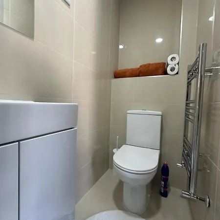 Luxury 1 Bedroom With Open Plan Kitchen For 6 Person In Central London! E1 Exterior photo