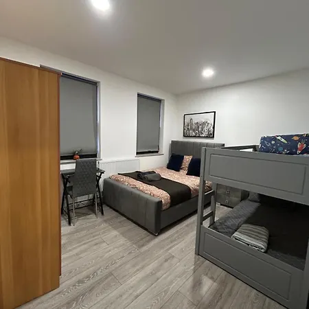 Luxury 1 Bedroom With Open Plan Kitchen For 6 Person In Central London! E1 Exterior photo